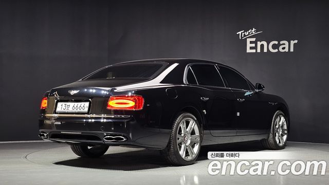 Bentley Flying Spur 4.0 — пробег 79 008 км — фото 2 из 5