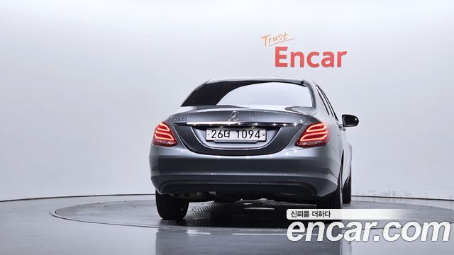 Mercedes-Benz C-Class из Кореи Encar