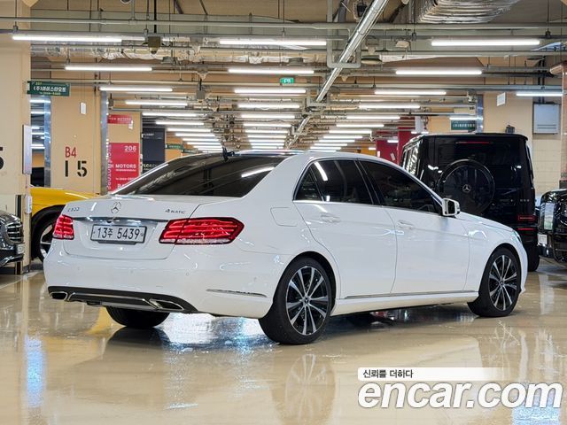 Mercedes-Benz E-Class E300 4MATIC Avantgarde — пробег 73 000 км — фото 2 из 5