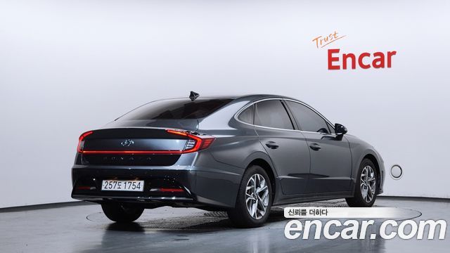 Hyundai Sonata 2.0 Premium Plus — пробег 58 176 км — фото 2 из 5