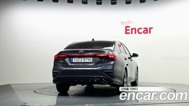Kia K3 из Кореи Encar