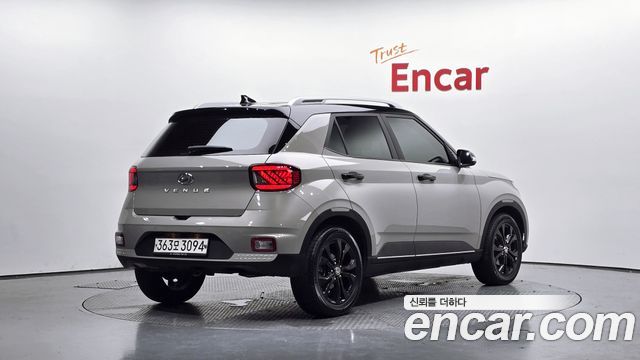 Hyundai Venue из Кореи Encar
