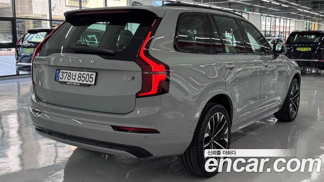 Volvo XC90 B6 Ultra Dark — пробег 1 064 км — фото 2 из 5