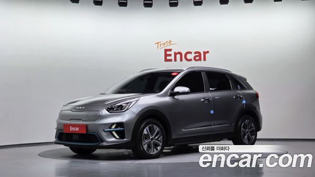 Kia Niro Noblesse — пробег 65 447 км — фото 1 из 5
