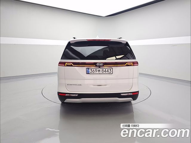 Kia Carnival из Кореи Encar
