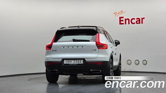 Volvo XC40 из Кореи Encar