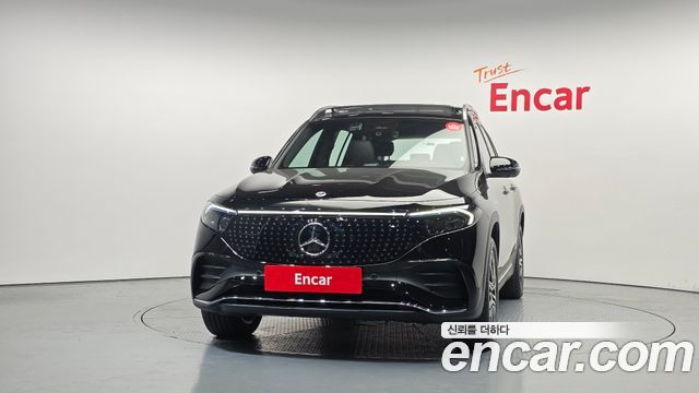 Mercedes-Benz EQB EQB300 4MATIC AMG Line — пробег 8 458 км — фото 3 из 5