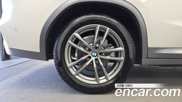BMW X4 xDrive20i M Sport X — пробег 53 593 км — фото 5 из 5