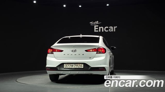 Hyundai AVANTE из Кореи Encar