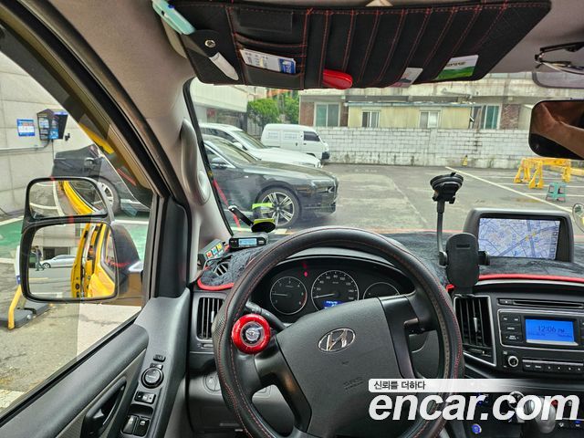 Hyundai Starex School Bus — пробег 280 000 км — фото 5 из 5