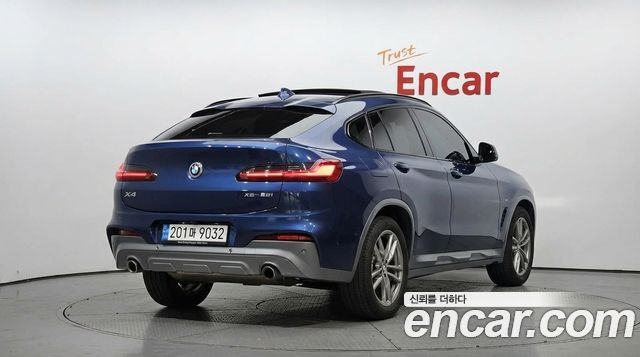 BMW X4 xDrive20i M Sports X Onlile Exclusive Edition — пробег 65 025 км — фото 2 из 5