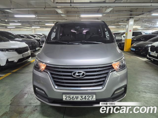 Hyundai Starex Urban 9-Seater Premium Spicial — пробег 145 888 км — фото 3 из 5