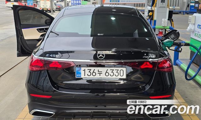 Mercedes-Benz E-Class E450 4MATIC AMG Line — пробег 6 300 км — фото 2 из 5
