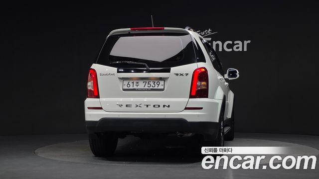 Ssangyong Rexton из Кореи Encar
