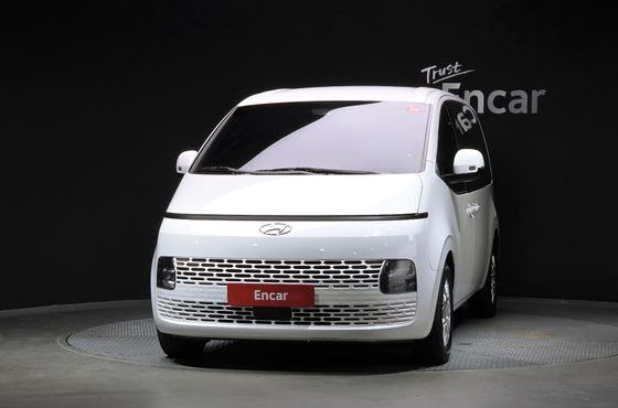 Hyundai Staria Cargo 5-Seater Modern — пробег 132 855 км — фото 3 из 5