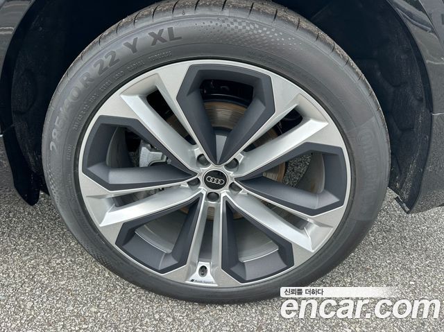 Audi Q8 из Кореи Encar