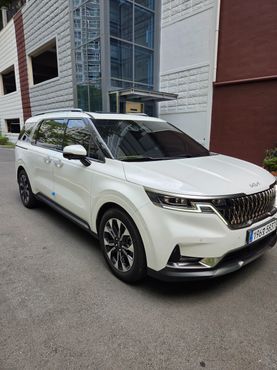 Kia Carnival Diesel 9-Seater Signature — пробег 27 000 км — фото 2 из 5