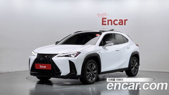 Lexus UX из Кореи Encar
