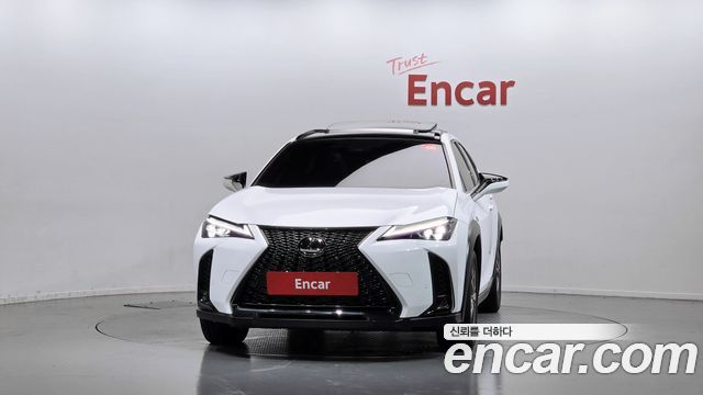 Lexus UX из Кореи Encar