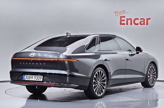 Hyundai Grandeur 2,5 Gasoline 2WD Calligraphy — пробег 6 400 км — фото 2 из 5