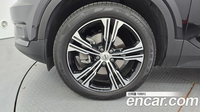 Volvo XC40 из Кореи Encar