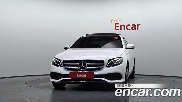 Mercedes-Benz E-Class E300 4MATIC Avnatgarde — пробег 81 049 км — фото 3 из 5