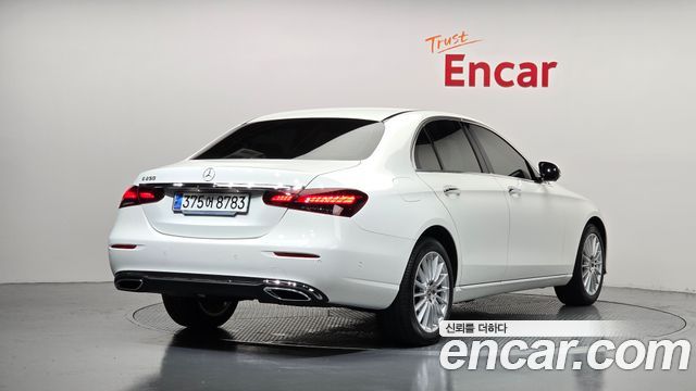 Mercedes-Benz E-Class из Кореи Encar