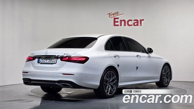 Mercedes-Benz E-Class из Кореи Encar