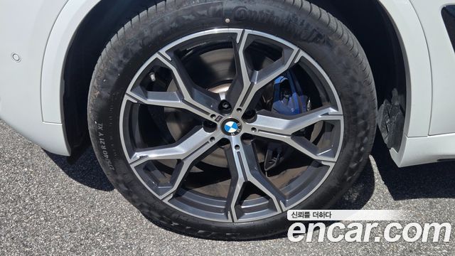 BMW X5 xDrive 40i M Sport — пробег 4 089 км — фото 5 из 5