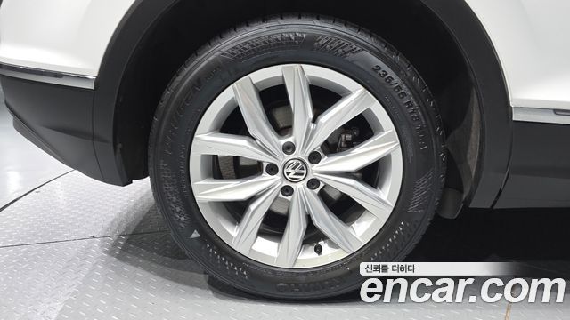 Volkswagen Tiguan из Кореи Encar