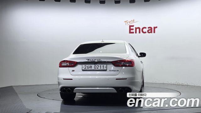 Maserati Quattroporte из Кореи Encar