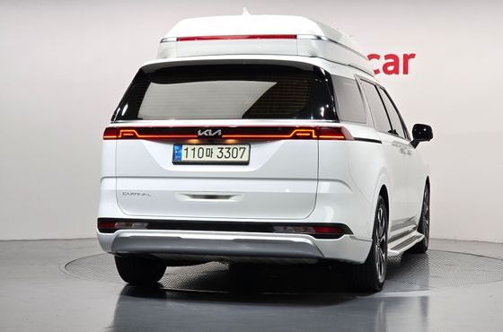 Kia Carnival Diesel 9-Seater Hi-Limousine Signature — пробег 78 009 км — фото 4 из 5