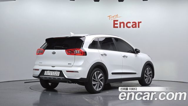 Kia Niro из Кореи Encar