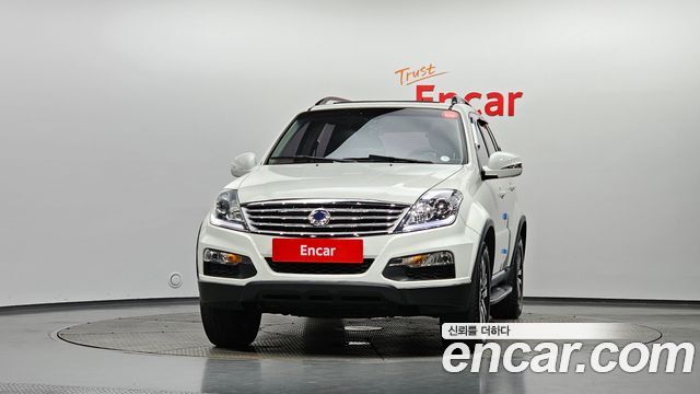 Ssangyong Rexton 2.0 2WD RX7 Luxury — пробег 145 987 км — фото 3 из 5