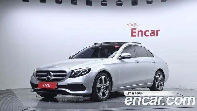 Mercedes-Benz E-Class E300 4MATIC Avnatgarde — пробег 94 502 км — фото 1 из 5