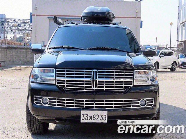 Lincoln Navigator 5.4L V8 — пробег 34 053 км — фото 2 из 5