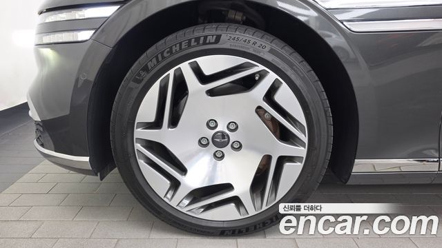 Genesis G90 из Кореи Encar