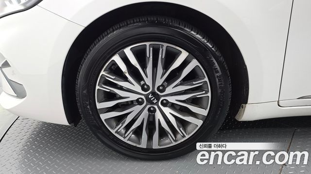 Kia K7 из Кореи Encar
