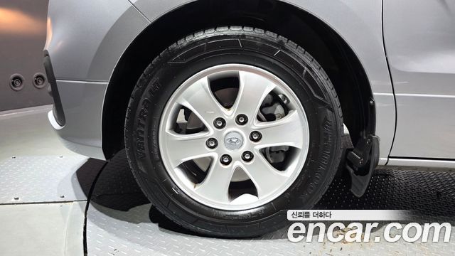 Hyundai Starex Wagon 11-Seater Smart — пробег 173 667 км — фото 5 из 5