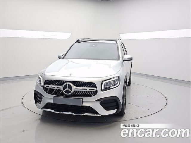 Mercedes-Benz GLB-Class GLB250 4MATIC — пробег 52 896 км — фото 1 из 5