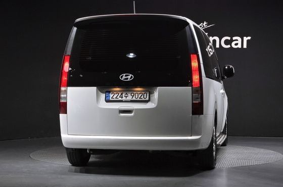 Hyundai Staria Tourer 9-Seater Modern — пробег 13 843 км — фото 4 из 5