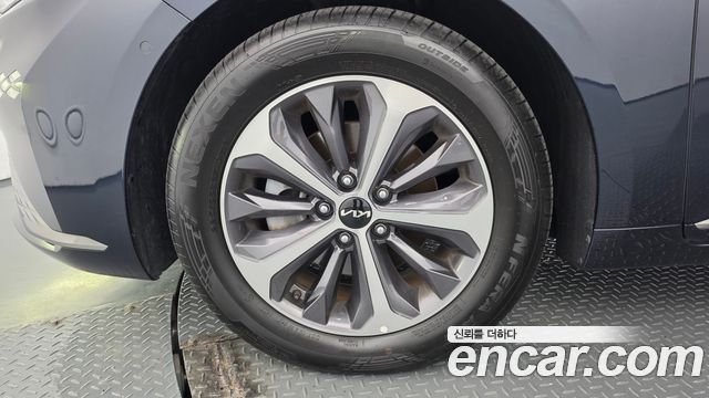 Kia K8 из Кореи Encar