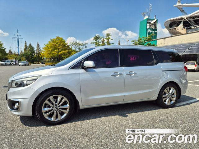 Kia Carnival из Кореи Encar