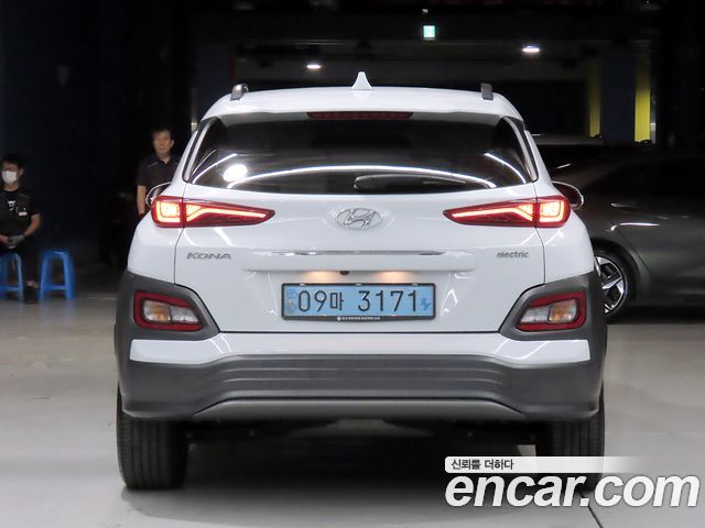 Hyundai Kona из Кореи Encar