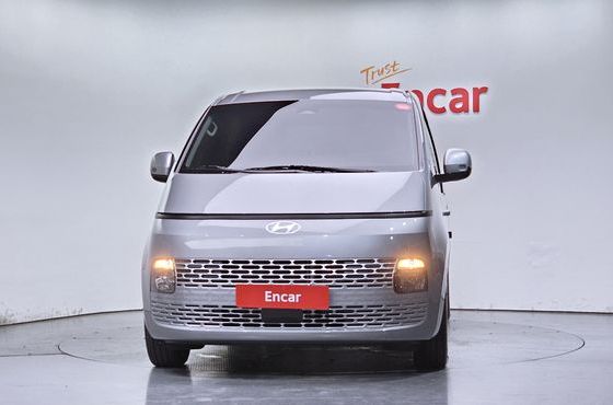 Hyundai Staria Tourer 9-Seater Modern — пробег 7 246 км — фото 3 из 5