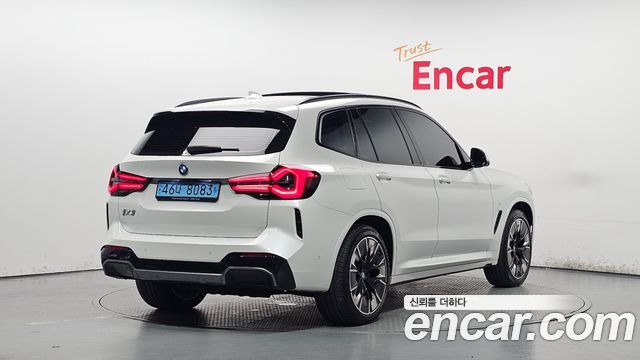 BMW iX3 M Sports — пробег 72 840 км — фото 2 из 5