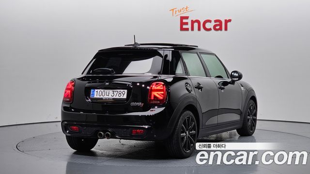 Mini Cooper из Кореи Encar