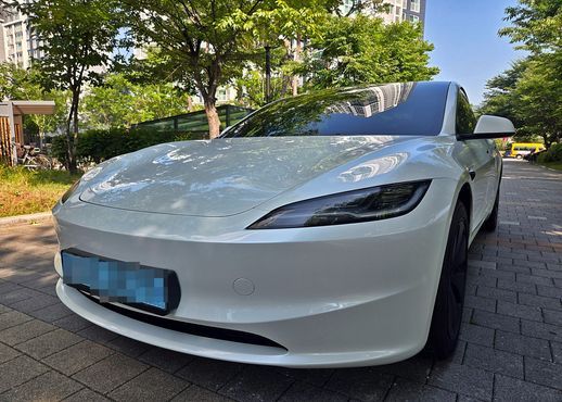 Tesla Model 3 RWD — пробег 4 205 км — фото 2 из 5