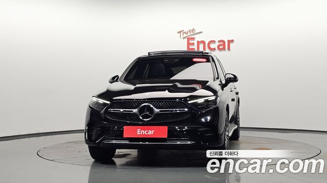 Mercedes-Benz GLC-Class GLC300 4MATIC Coupe — пробег 13 915 км — фото 3 из 5
