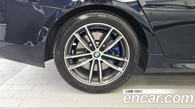 BMW 5-Series 523d xDrive M Sport — пробег 137 810 км — фото 5 из 5